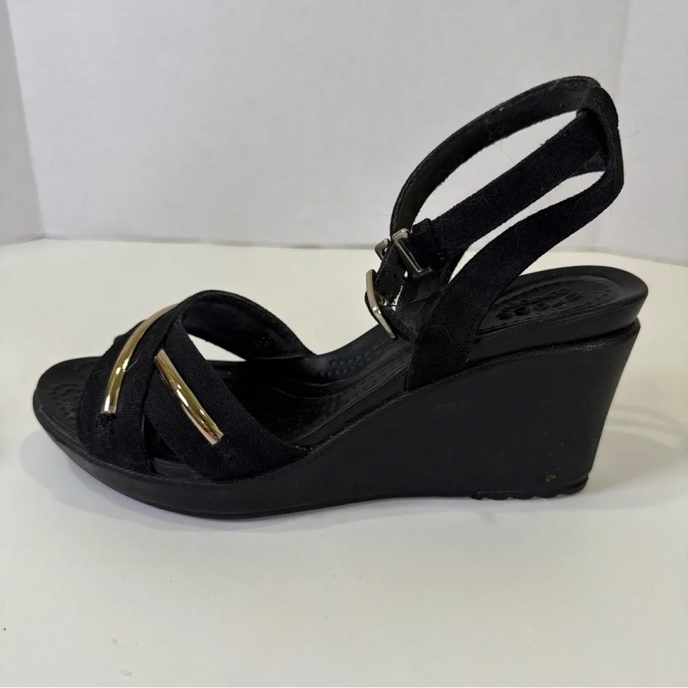 Crocs Women Size 6 Leigh II Metalblock Cross-Strap Ankle Wedge Sandals Black - Picture 6 of 11